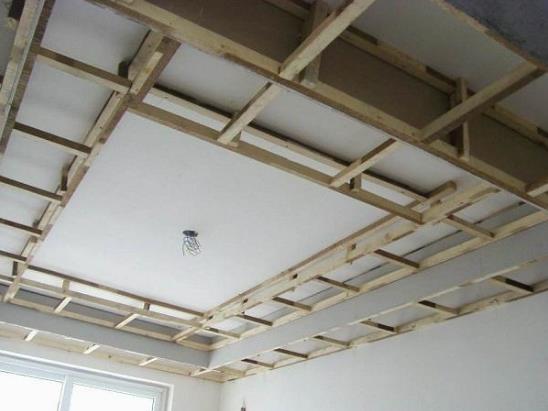 木龍骨吊頂.jpg 木龍骨吊頂.jpg